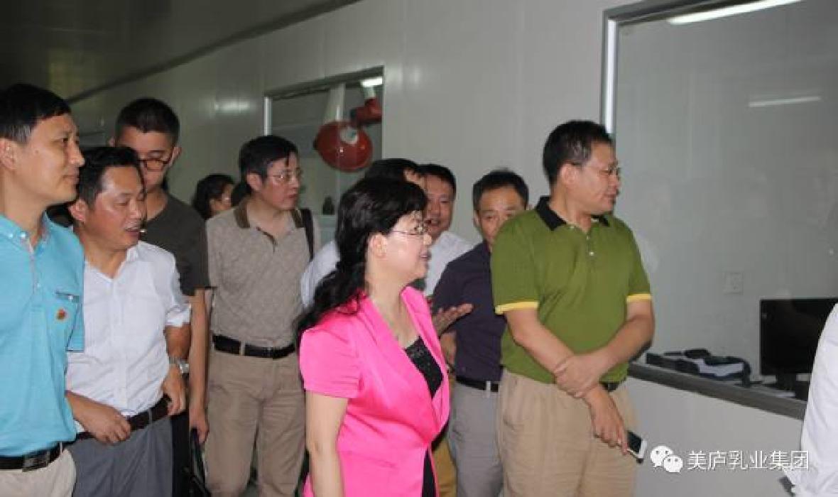 省人大代表、行业专家齐聚英雄联盟下注网站 探寻英雄联盟下注网站食品安全成功经验